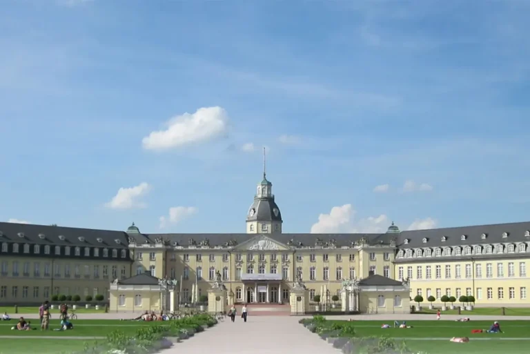 Karlsruhe, Schloss und Schlossplatz